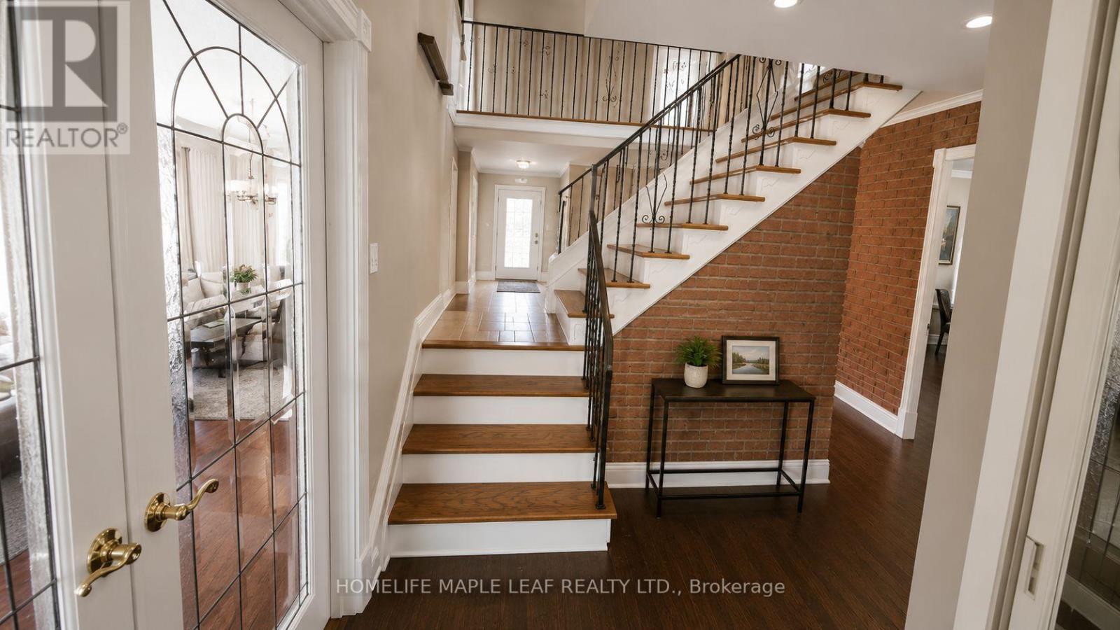 20 Brookfield Court, Markham, Ontario  L3P 2W9 - Photo 4 - N13747320