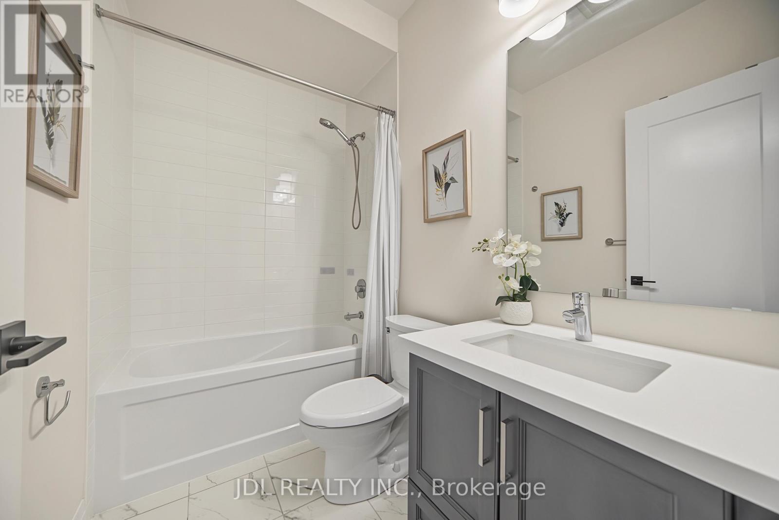 41 West Village Lane, Markham, Ontario  L6C 3L5 - Photo 37 - N13747358