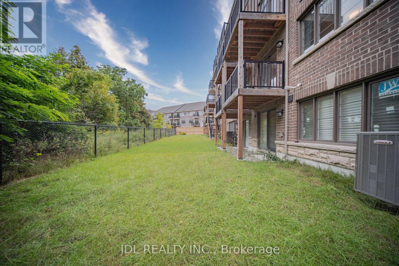 41 West Village Lane, Markham, Ontario  L6C 3L5 - Photo 46 - N13747358
