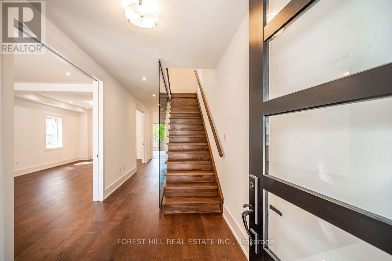38 Thirty-First Street, Toronto (Long Branch), Ontario  M8W 3E9 - Photo 4 - W13747180