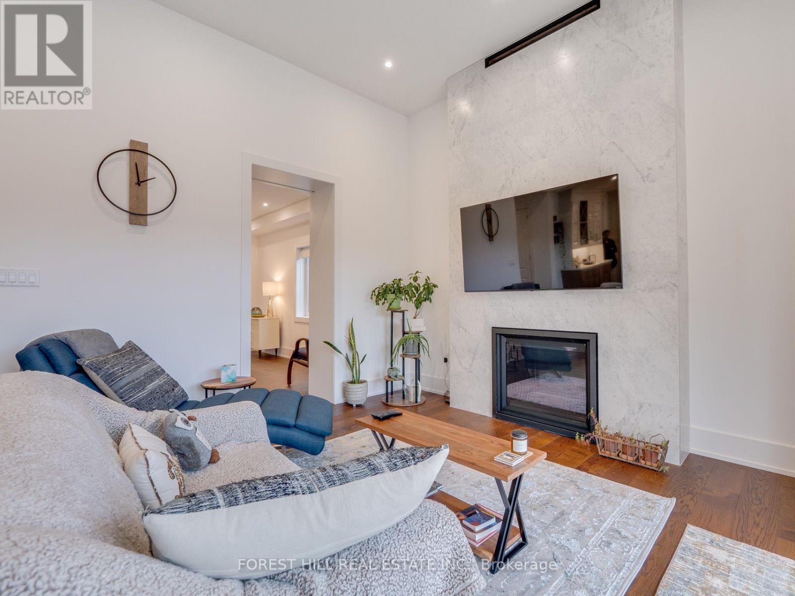 38 Thirty-First Street, Toronto (Long Branch), Ontario  M8W 3E9 - Photo 8 - W13747180
