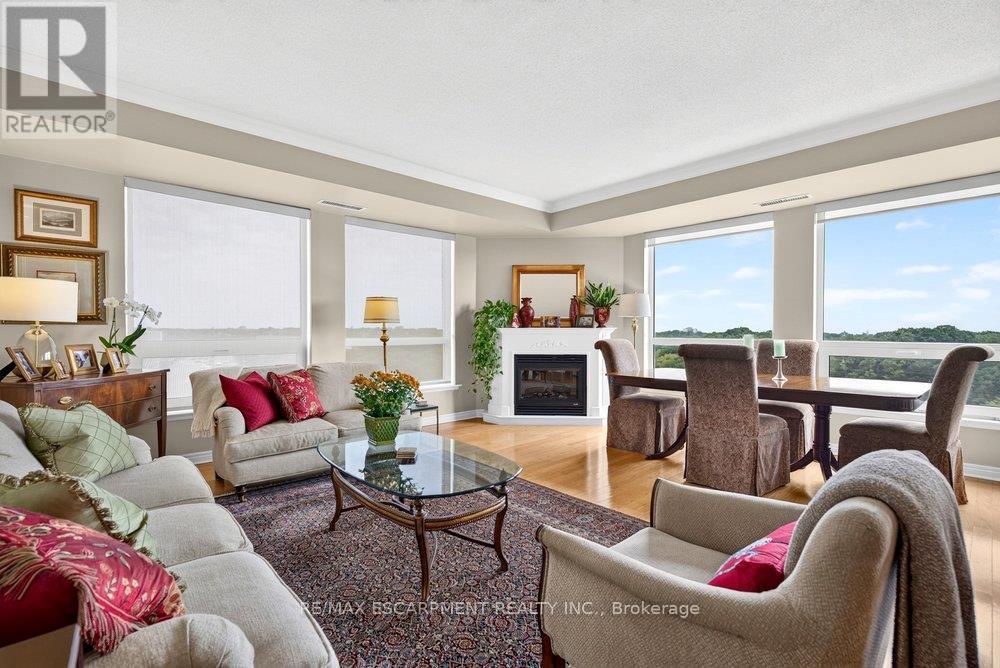 702 - 60 Old Mill Road, Oakville, Ontario  L6J 7V9 - Photo 11 - W13747184