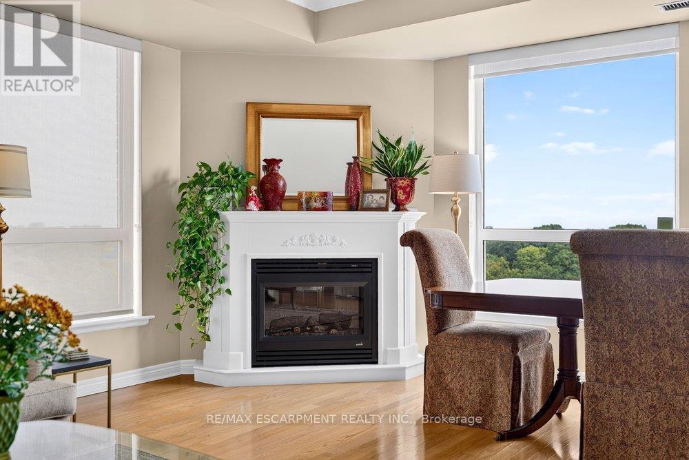 702 - 60 Old Mill Road, Oakville, Ontario  L6J 7V9 - Photo 18 - W13747184