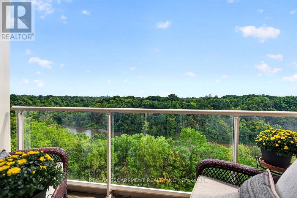 702 - 60 Old Mill Road, Oakville, Ontario  L6J 7V9 - Photo 30 - W13747184