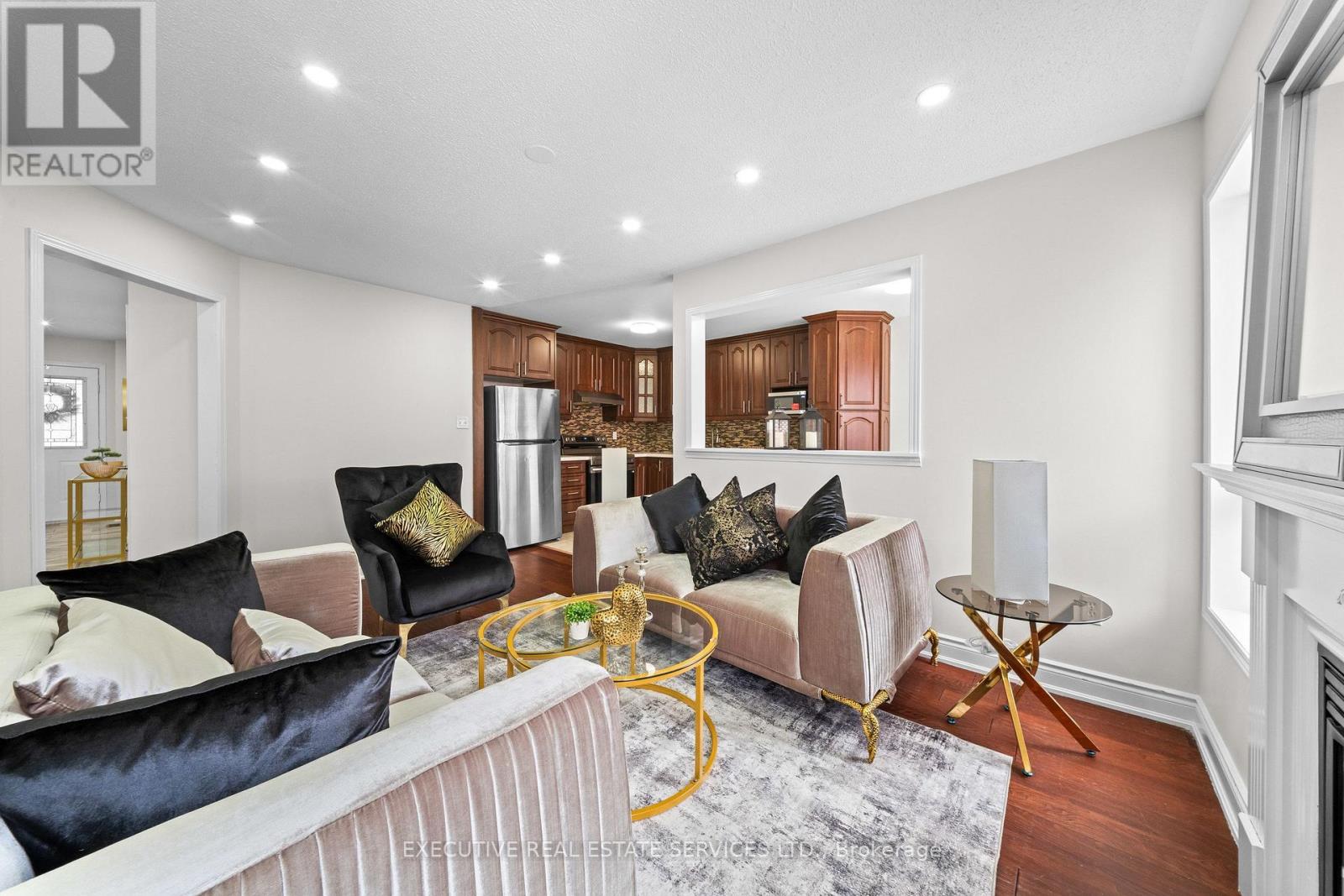 8 Spencer Drive N, Brampton, Ontario  L7A 2A4 - Photo 16 - W13747220