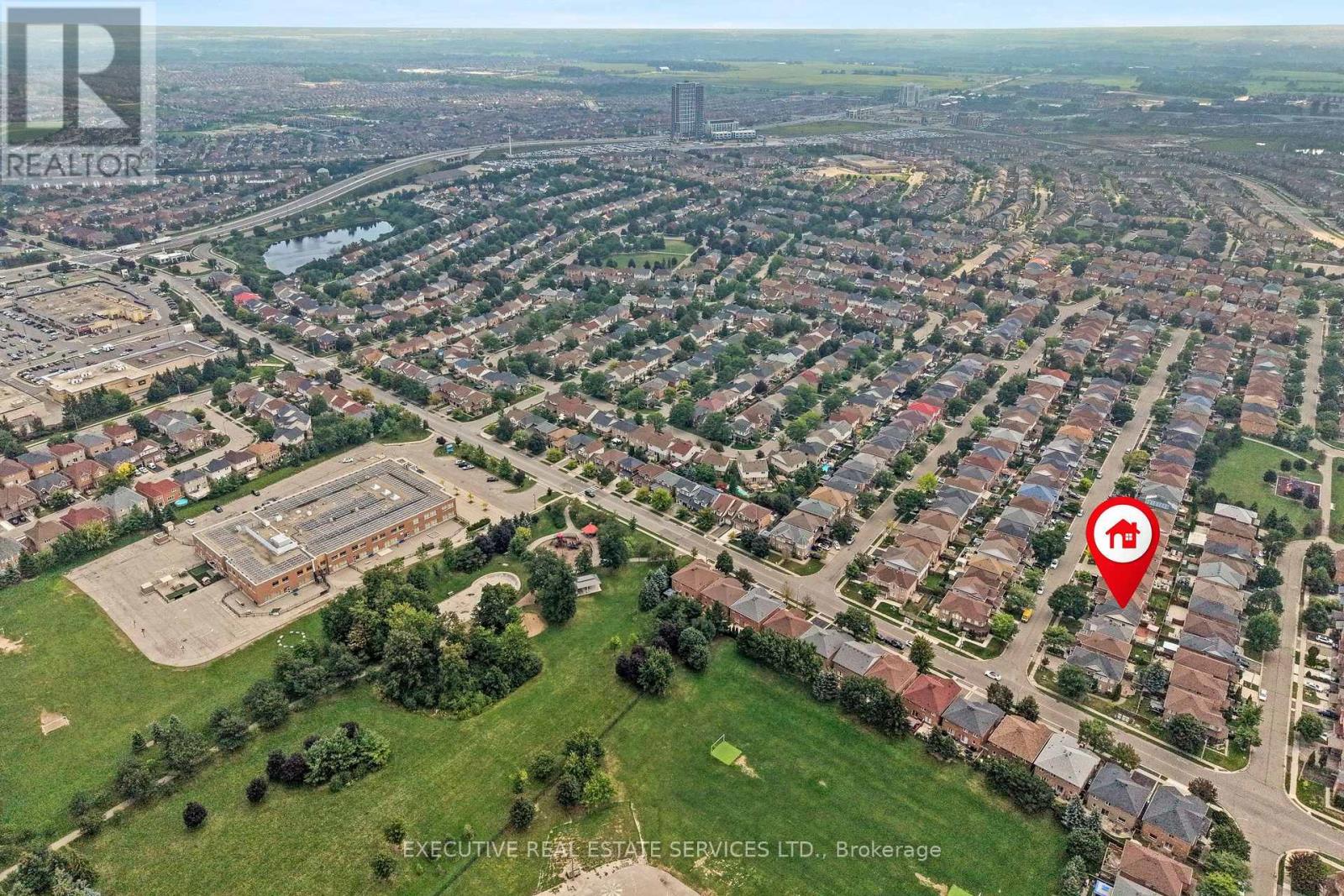 8 Spencer Drive N, Brampton, Ontario  L7A 2A4 - Photo 4 - W13747220