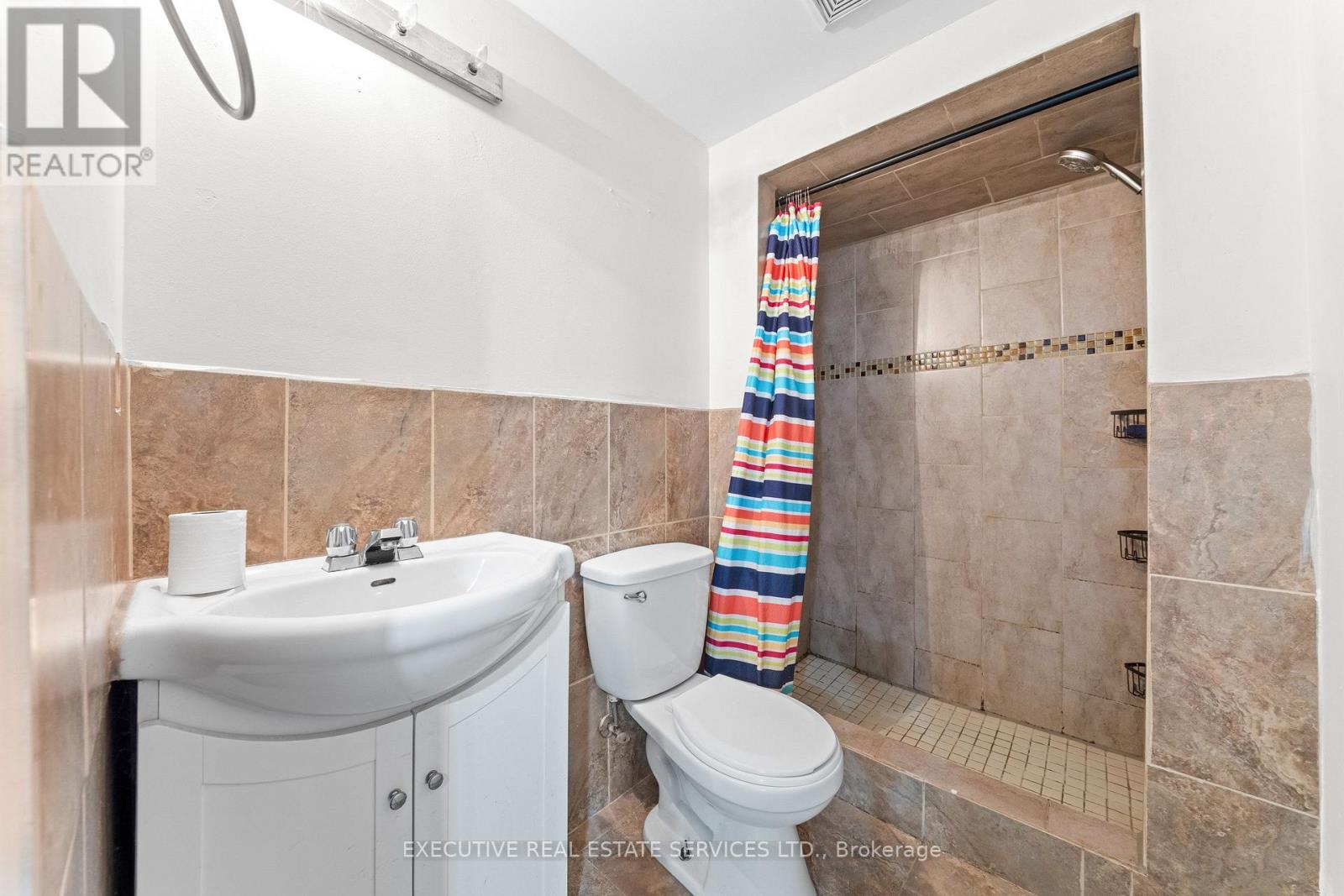 8 Spencer Drive N, Brampton, Ontario  L7A 2A4 - Photo 41 - W13747220