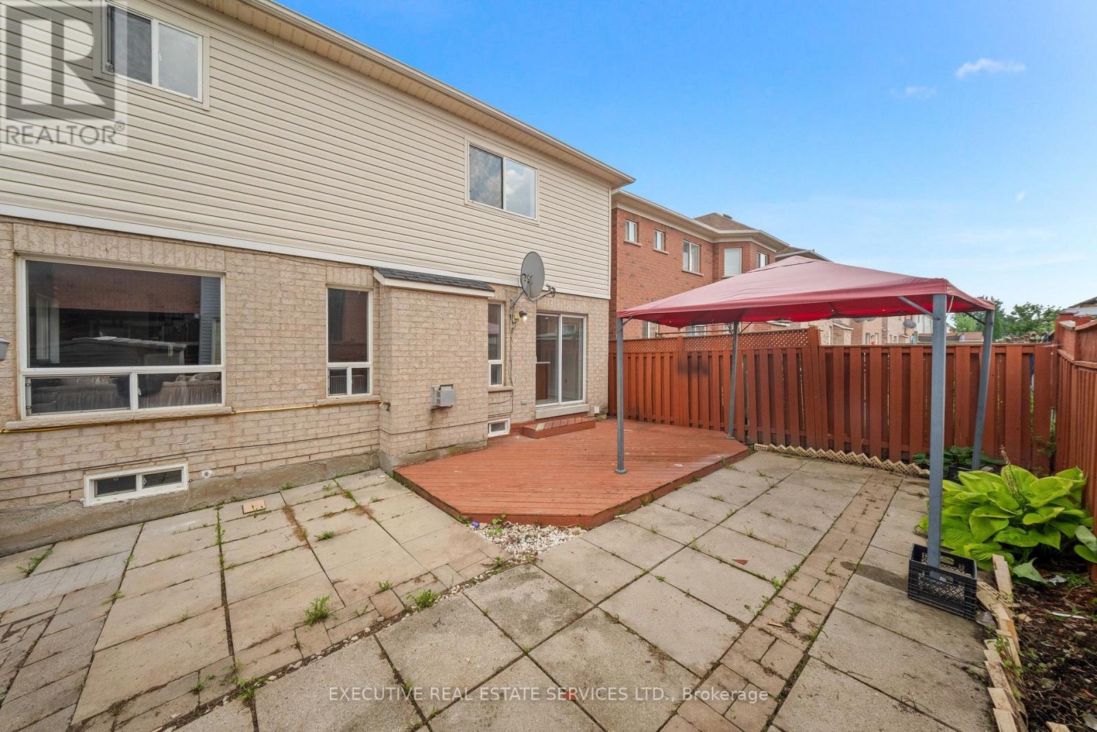 8 Spencer Drive N, Brampton, Ontario  L7A 2A4 - Photo 44 - W13747220