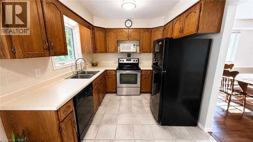 240 Stoke Drive, Kitchener, Ontario  N2N 2C1 - Photo 7 - 40840474