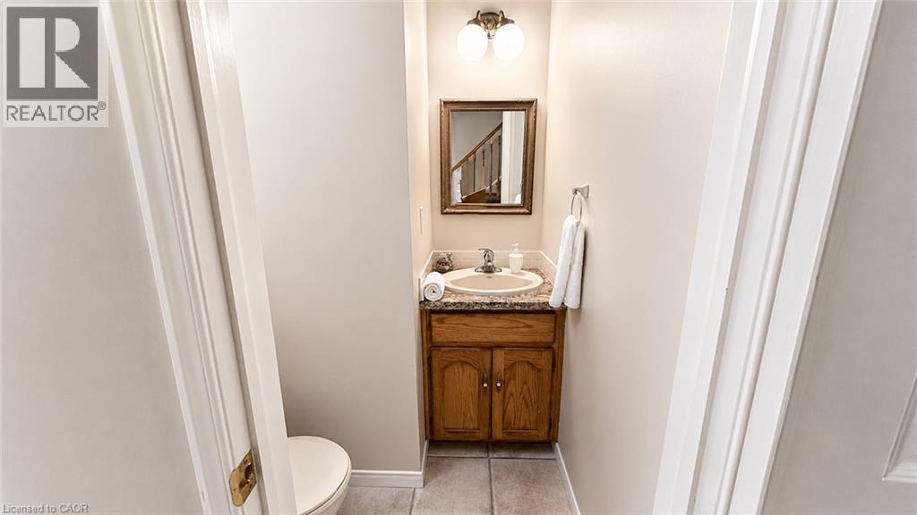 240 Stoke Drive, Kitchener, Ontario  N2N 2C1 - Photo 11 - 40840474