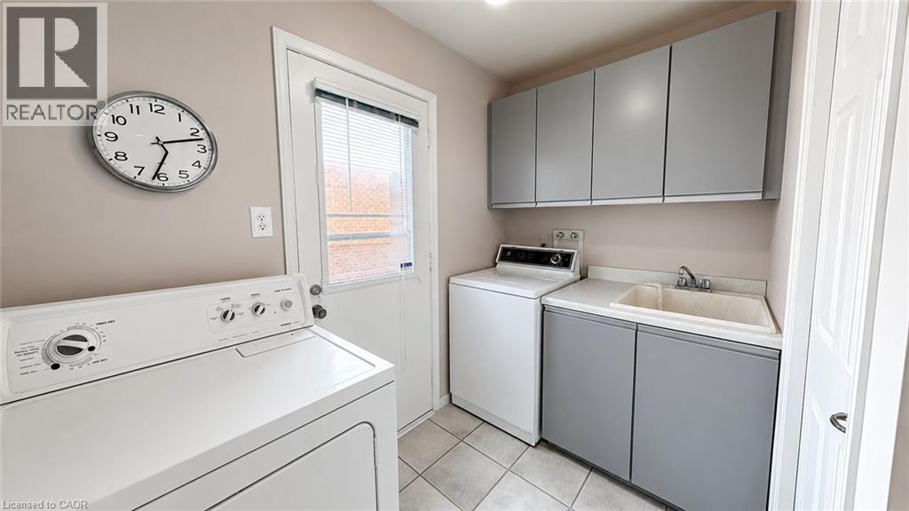 240 Stoke Drive, Kitchener, Ontario  N2N 2C1 - Photo 12 - 40840474
