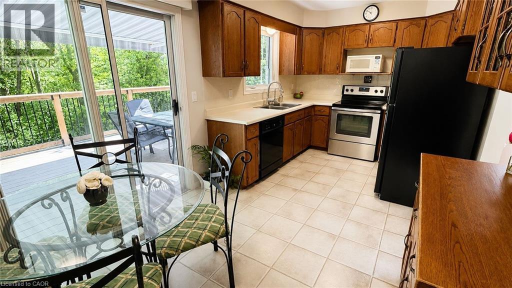 240 Stoke Drive, Kitchener, Ontario  N2N 2C1 - Photo 8 - 40840474