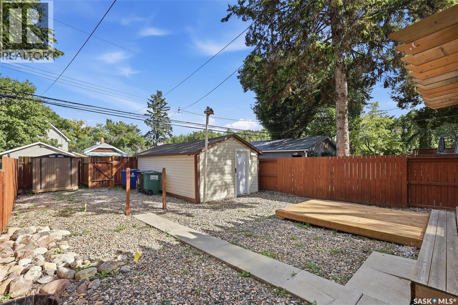 1304 C Avenue N, Saskatoon, Saskatchewan  S7L 1K8 - Photo 37 - SK047618