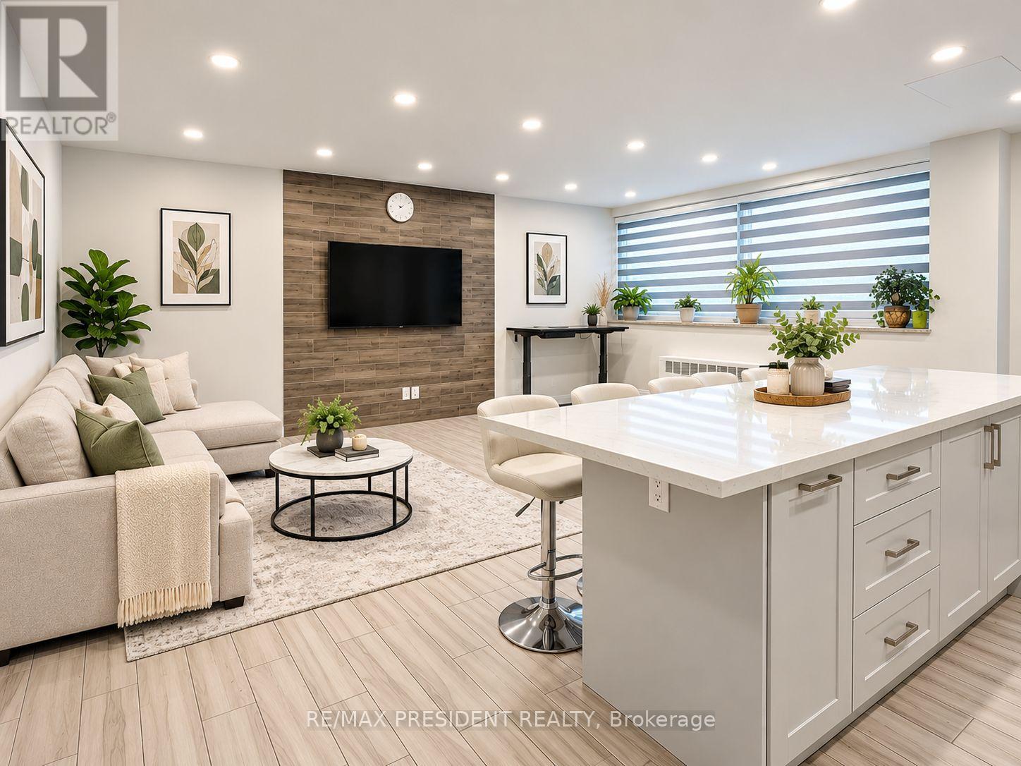 101 - 219 Wilson Avenue, Toronto, Ontario  M5M 3B2 - Photo 3 - C13745468
