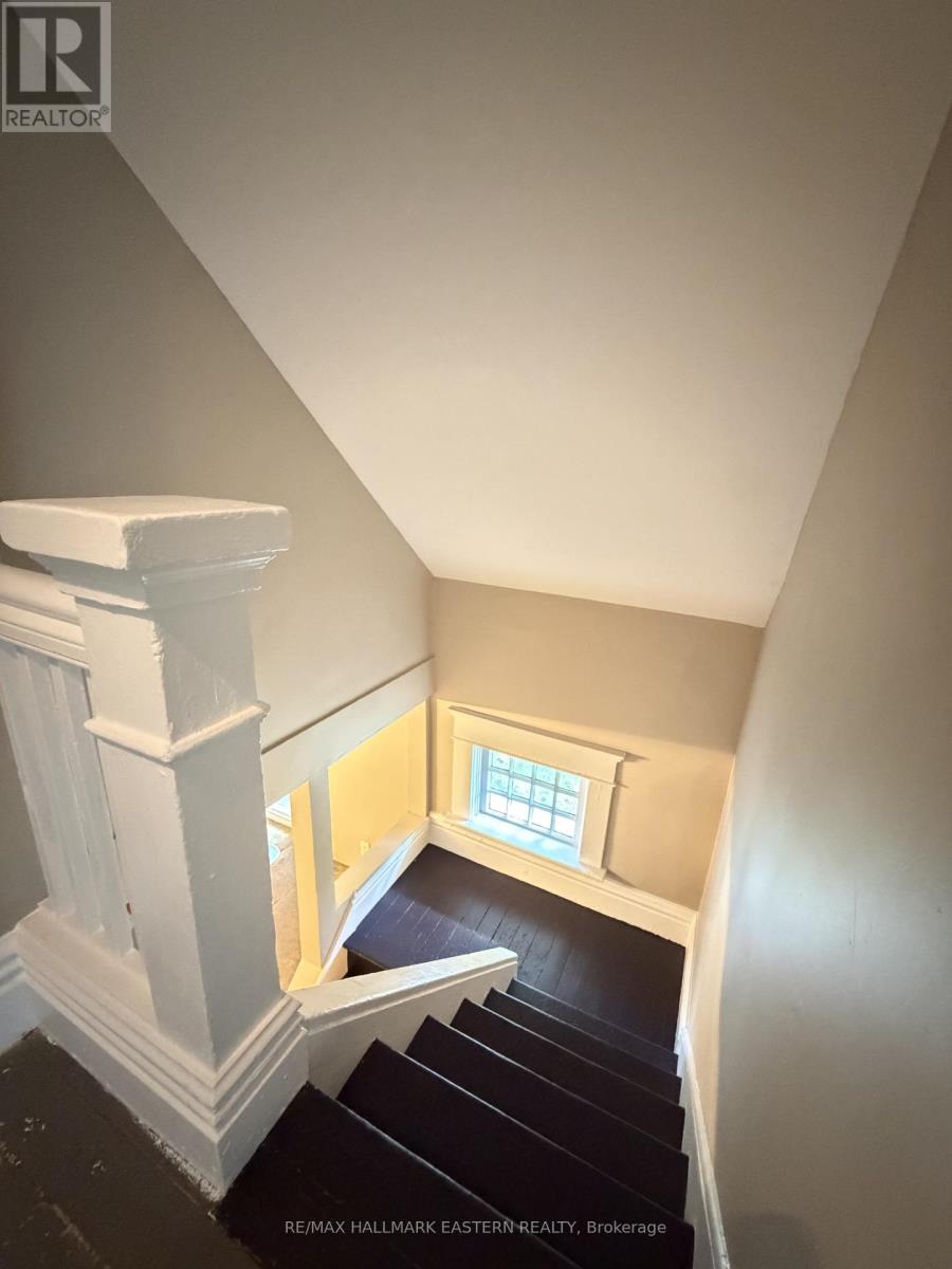 242 Dublin Street, Peterborough, Ontario  K9H 3B8 - Photo 12 - X13747346