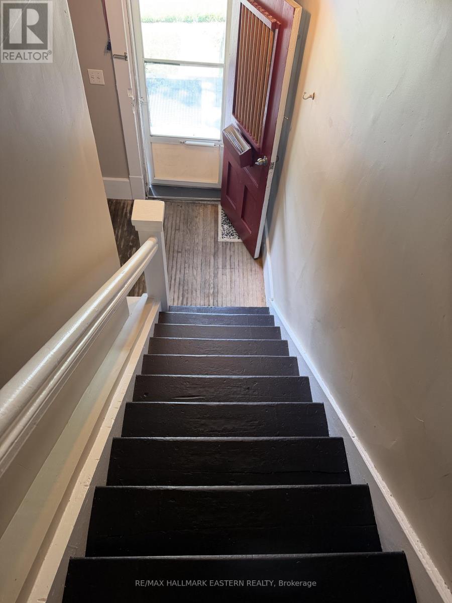 242 Dublin Street, Peterborough, Ontario  K9H 3B8 - Photo 2 - X13747346
