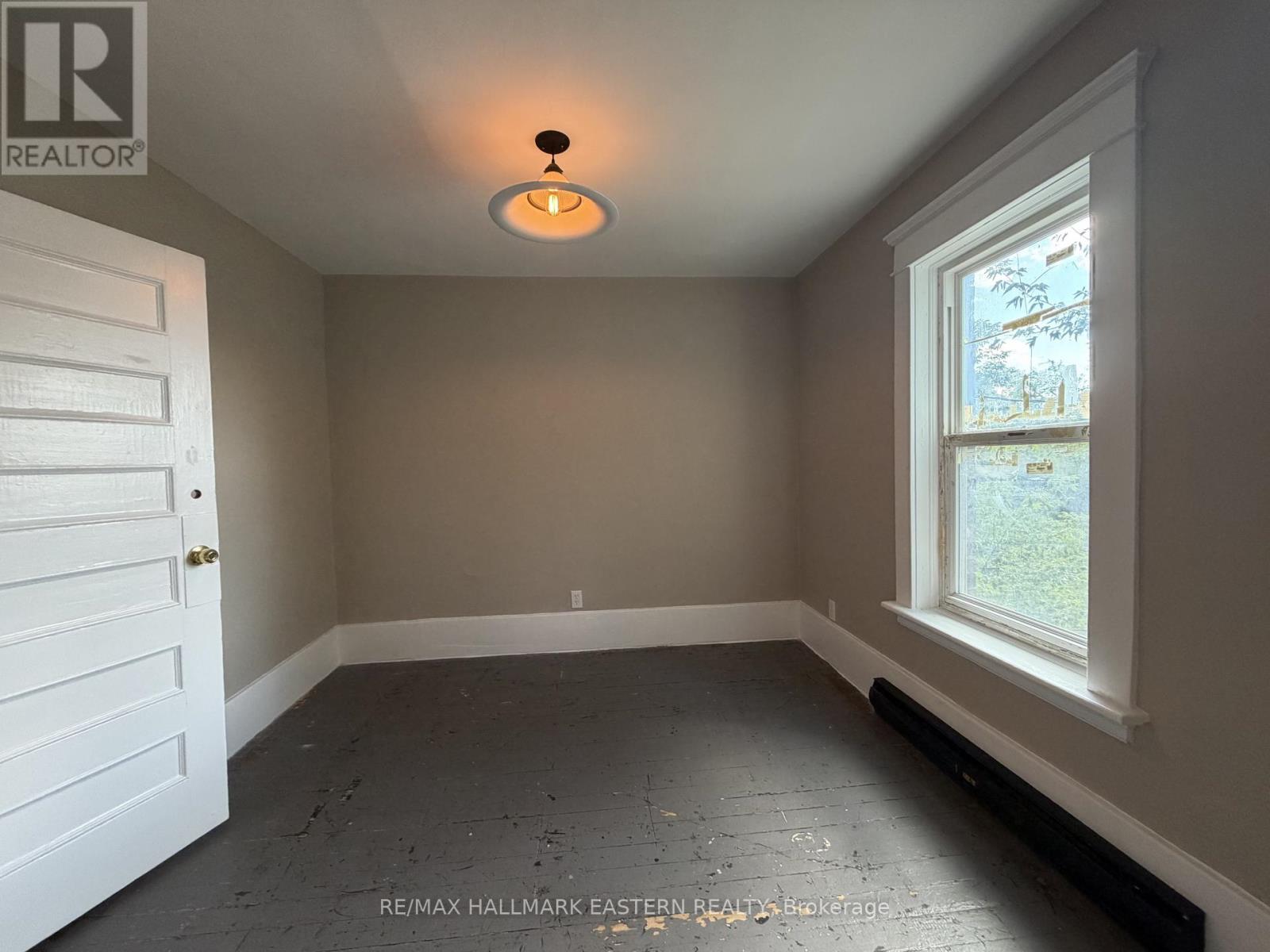 242 Dublin Street, Peterborough, Ontario  K9H 3B8 - Photo 9 - X13747346