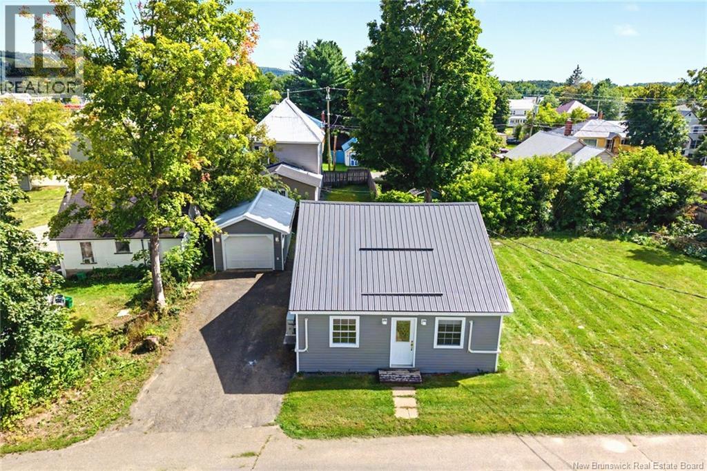 121 Charlotte Street, Woodstock, New Brunswick  E7M 1J9 - Photo 47 - NB147093