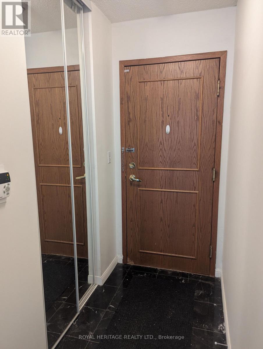2110 - 18 Lee Centre Drive, Toronto, Ontario  M1H 3H5 - Photo 3 - E13691590