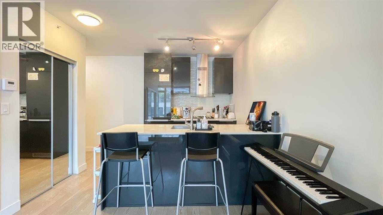 80x 1283 Howe Street, Vancouver, British Columbia  V6A 0E9 - Photo 2 - R3161724