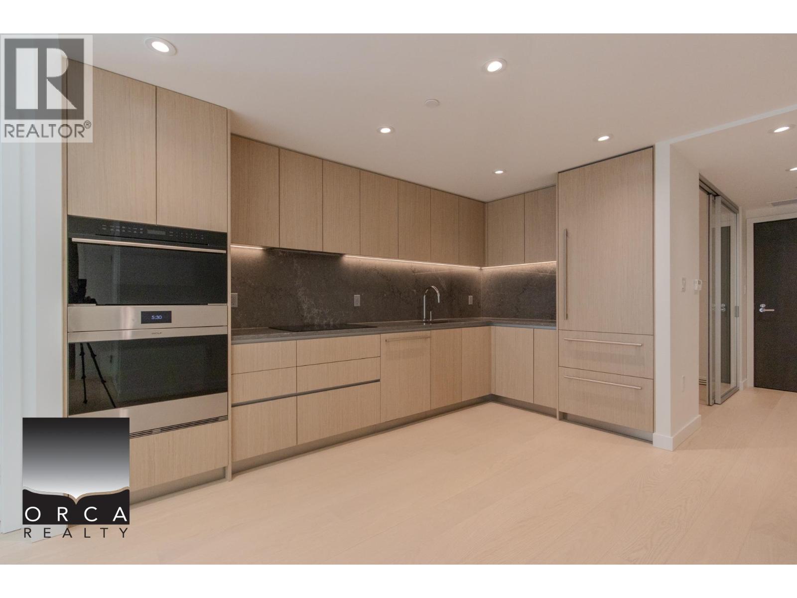 410 777 Harbour Way, North Vancouver, British Columbia  V7P 0G2 - Photo 11 - R3161725