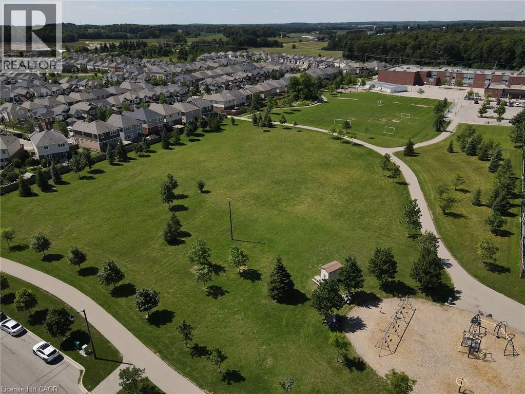 330 Grovehill Crescent, Kitchener, Ontario  N2R 0K2 - Photo 39 - 40858731
