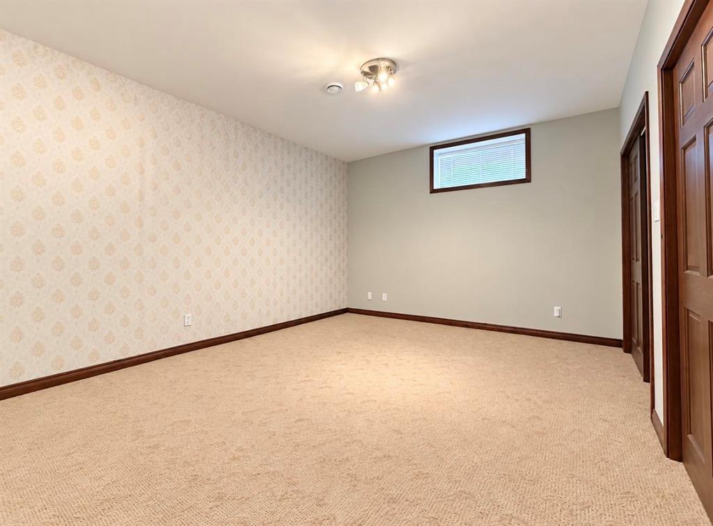 706 39th Street, Brandon, Manitoba  R7B 4G2 - Photo 27 - 202622187