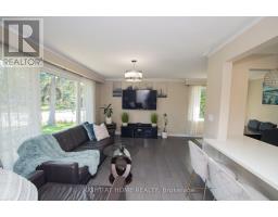 65 BRIDGENORTH CRESCENT, Toronto, Ontario