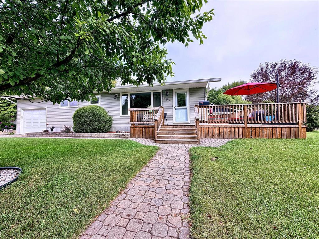 157 3rd Avenue NW, Carman, Manitoba  R0G 0J0 - Photo 0 - 202622218