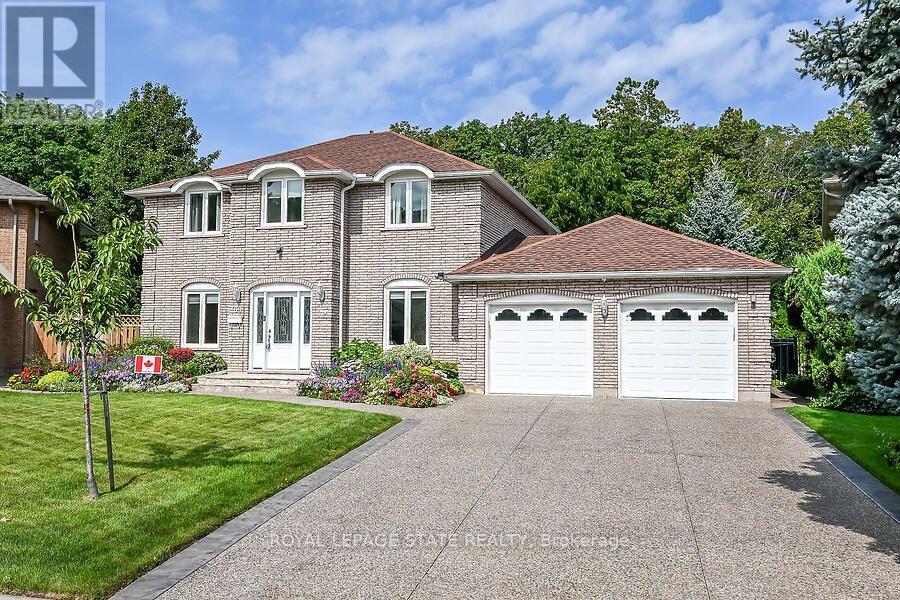 109 MAPLE DRIVE, Hamilton, Ontario
