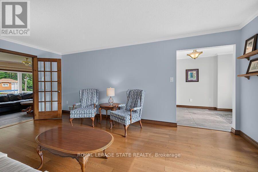 109 Maple Drive, Hamilton, Ontario  L8G 4T2 - Photo 4 - X13747370