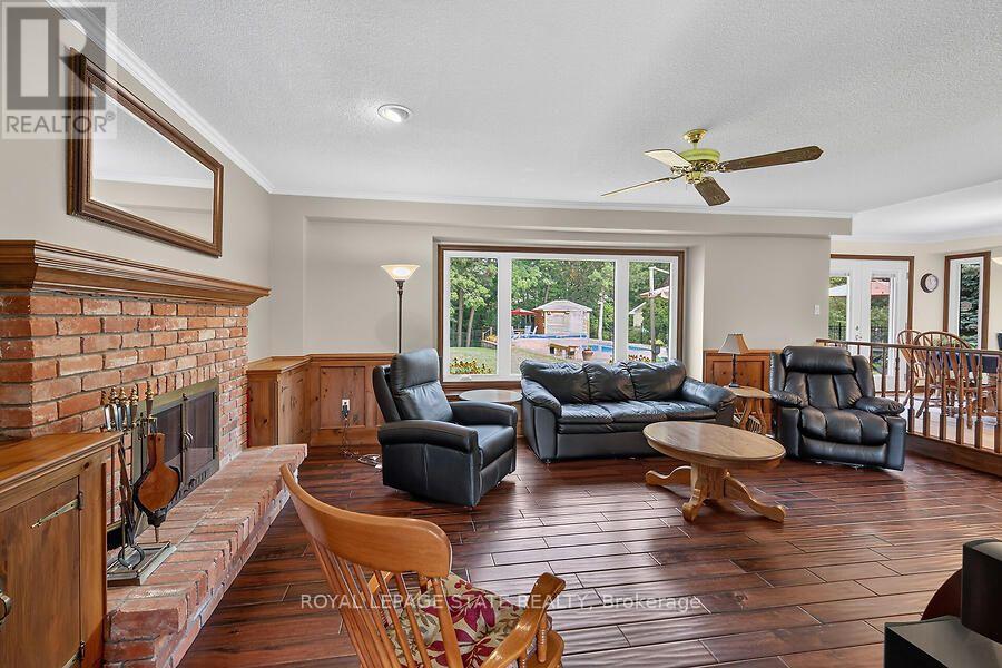 109 Maple Drive, Hamilton, Ontario  L8G 4T2 - Photo 5 - X13747370