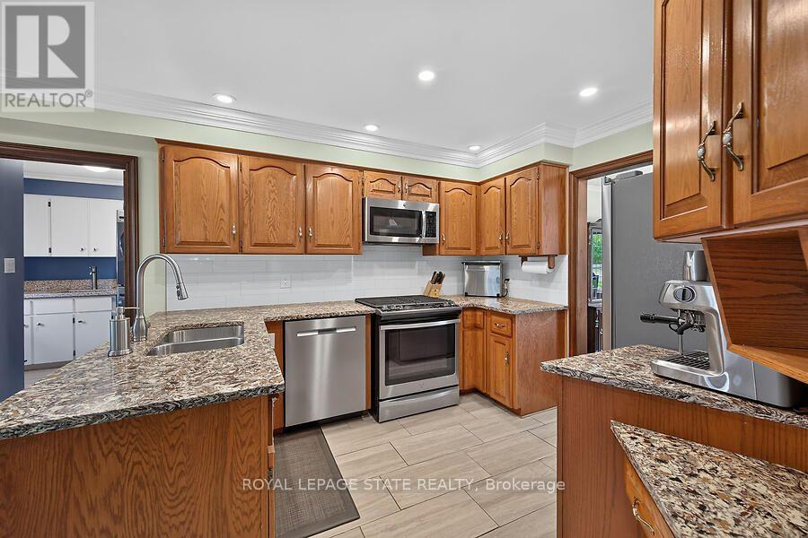 109 Maple Drive, Hamilton, Ontario  L8G 4T2 - Photo 8 - X13747370