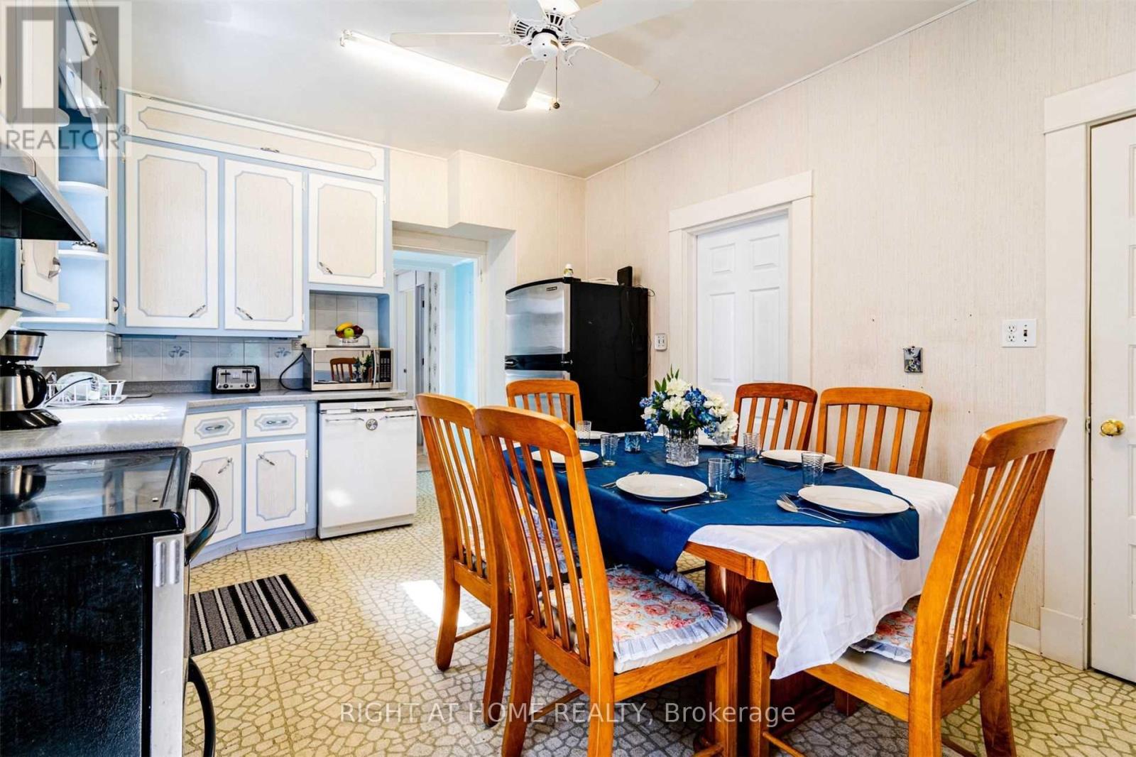 4717 Epworth Circle, Niagara Falls, Ontario  L2E 1C7 - Photo 7 - X13747428
