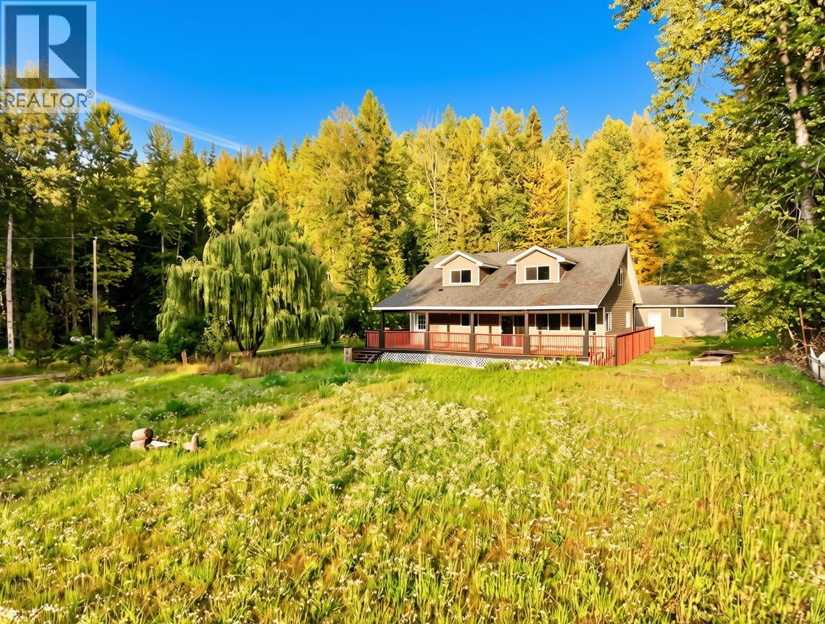 6017 Cedar Creek Road, Likely, British Columbia  V0L 1N0 - Photo 2 - R3161436