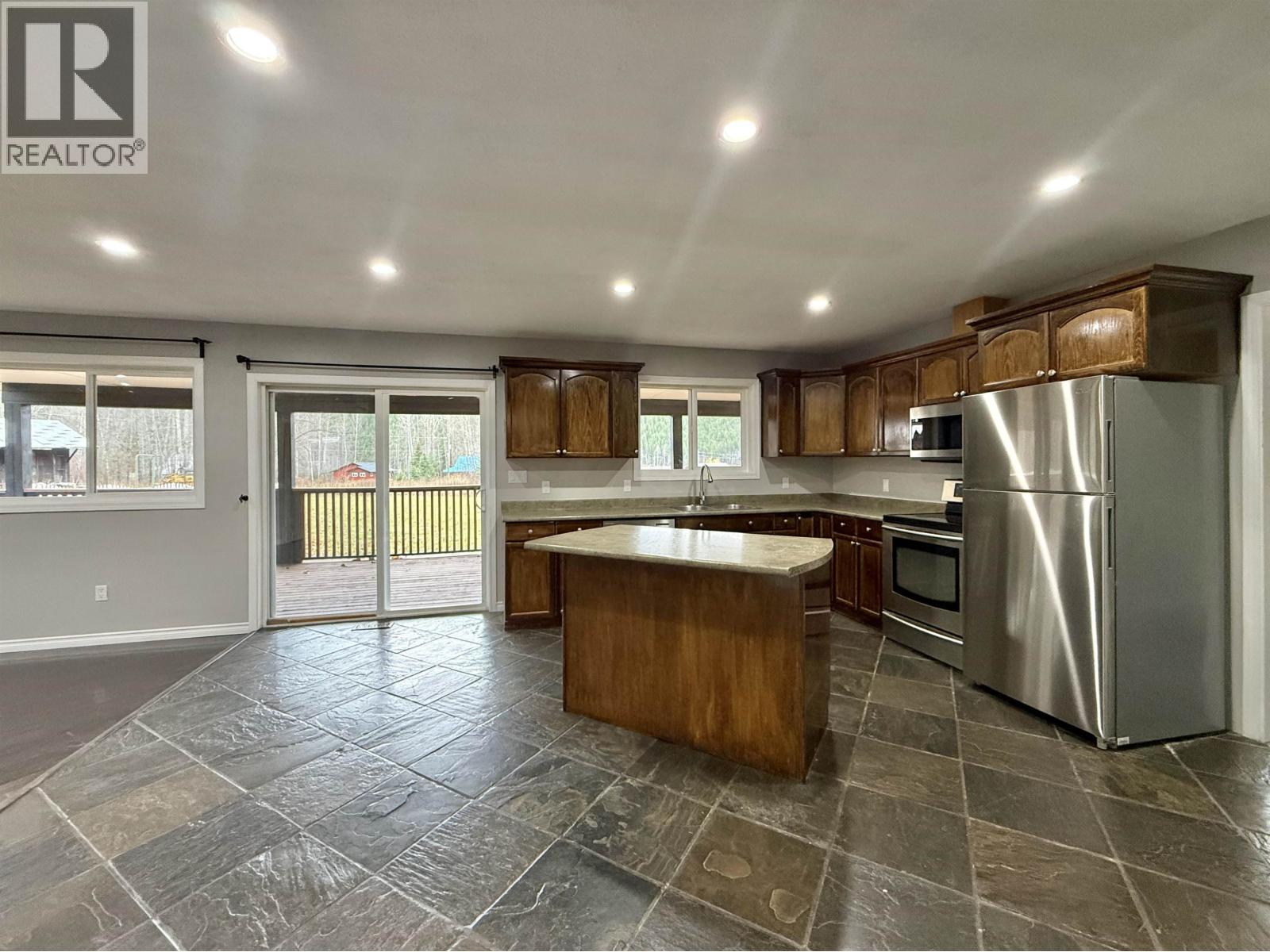 6017 Cedar Creek Road, Likely, British Columbia  V0L 1N0 - Photo 11 - R3161436