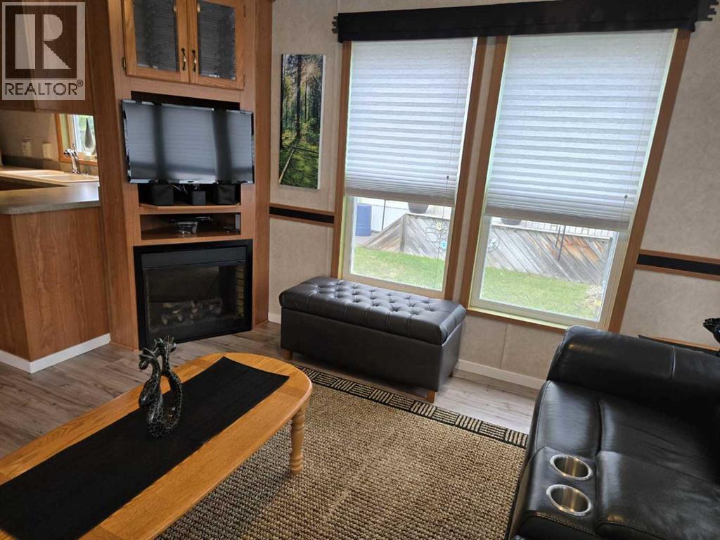 722,  Carefree Resort, Rural Red Deer County, Alberta  T4G 0K6 - Photo 10 - A2342303