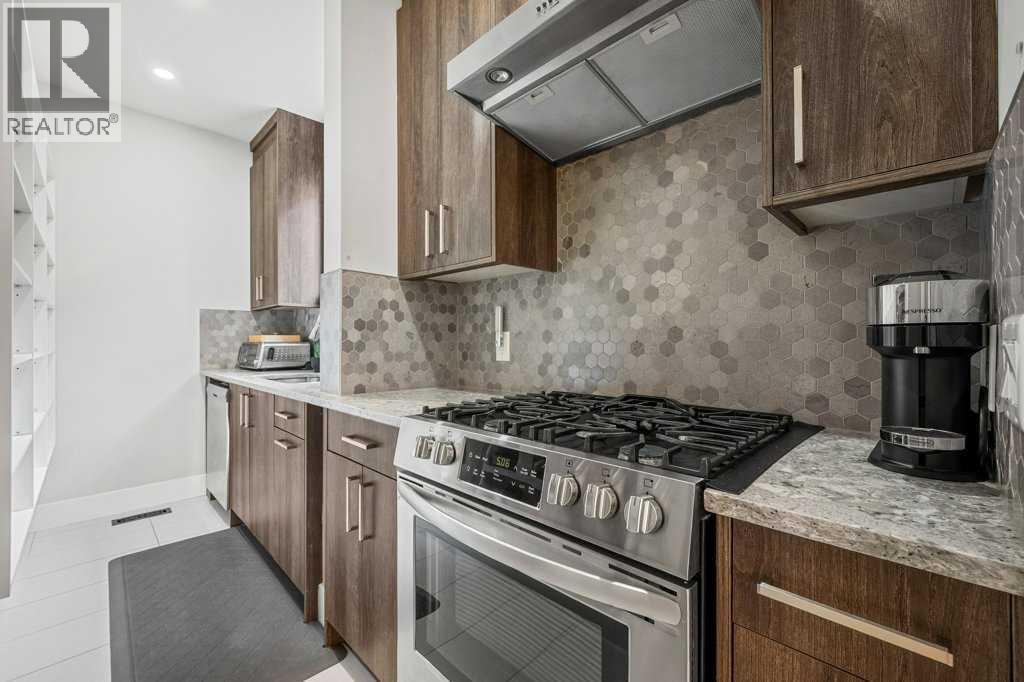 244 Sandpiper Boulevard, Chestermere, Alberta  T1X 0Y5 - Photo 9 - A2340242