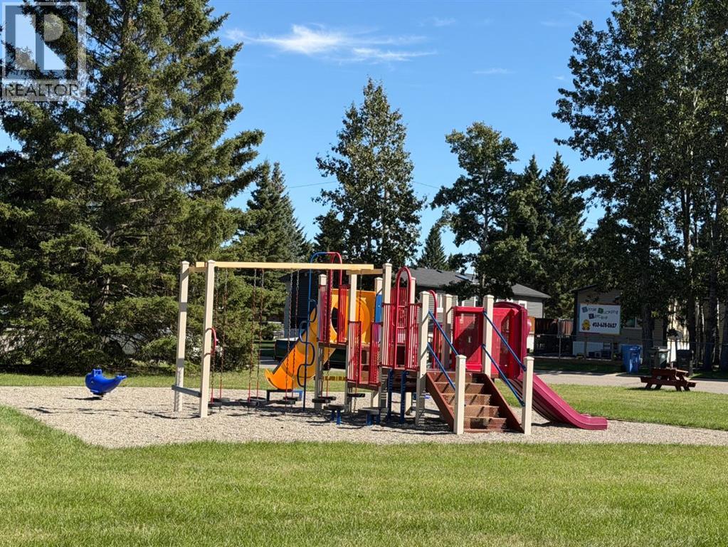 231 4 Street Nw, Sundre, Alberta  T0M 1X0 - Photo 6 - A2341733