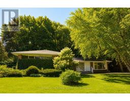 MAIN - 17 HI MOUNT DRIVE, Toronto, Ontario