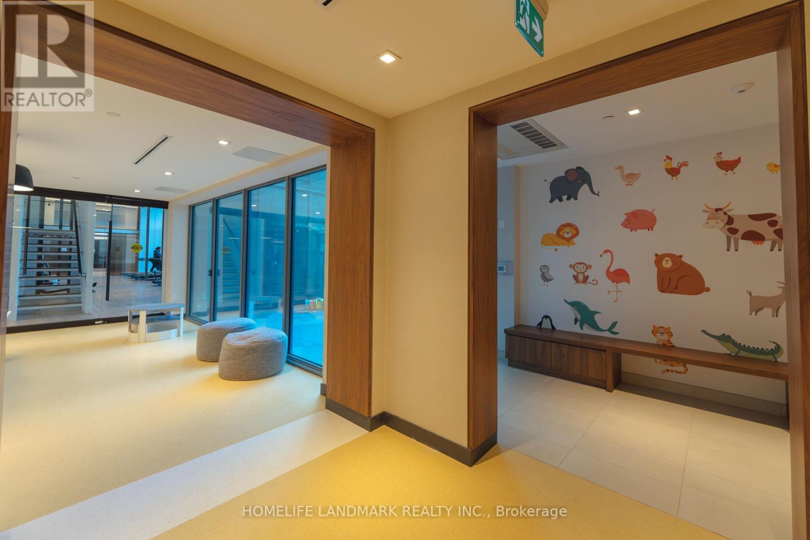 N833 - 7 Golden Lion Heights, Toronto, Ontario  M2M 0C1 - Photo 22 - C13747444