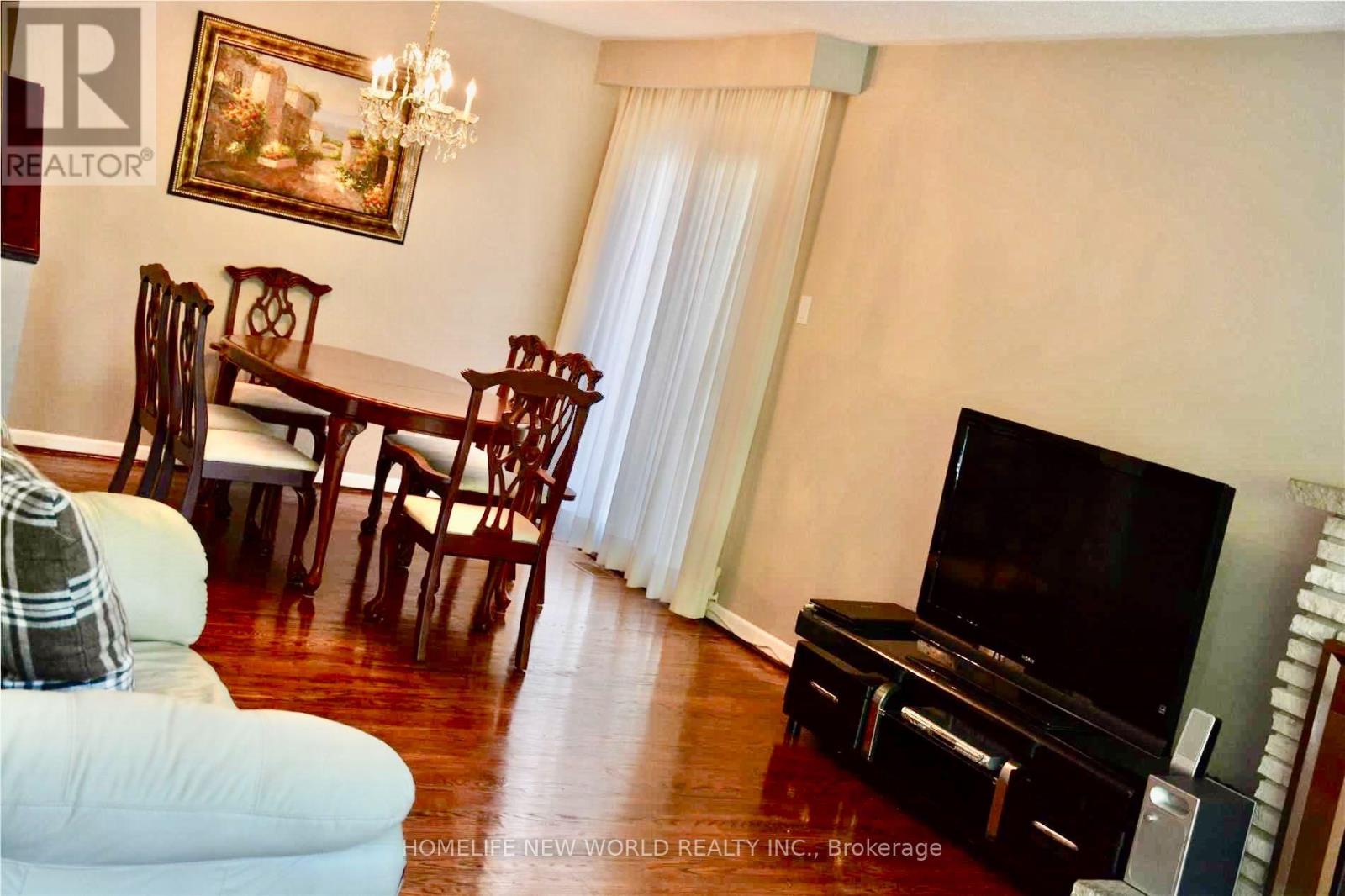 40 Brahms Avenue, Toronto, Ontario  M2H 1H4 - Photo 6 - C13747468