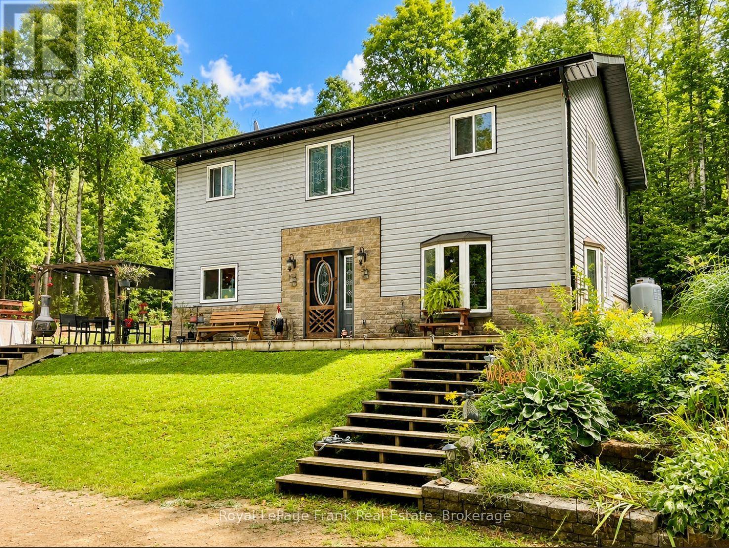 1630 Musclow Greenview Road, Hastings Highlands, Ontario  K0L 1C0 - Photo 1 - X13747546