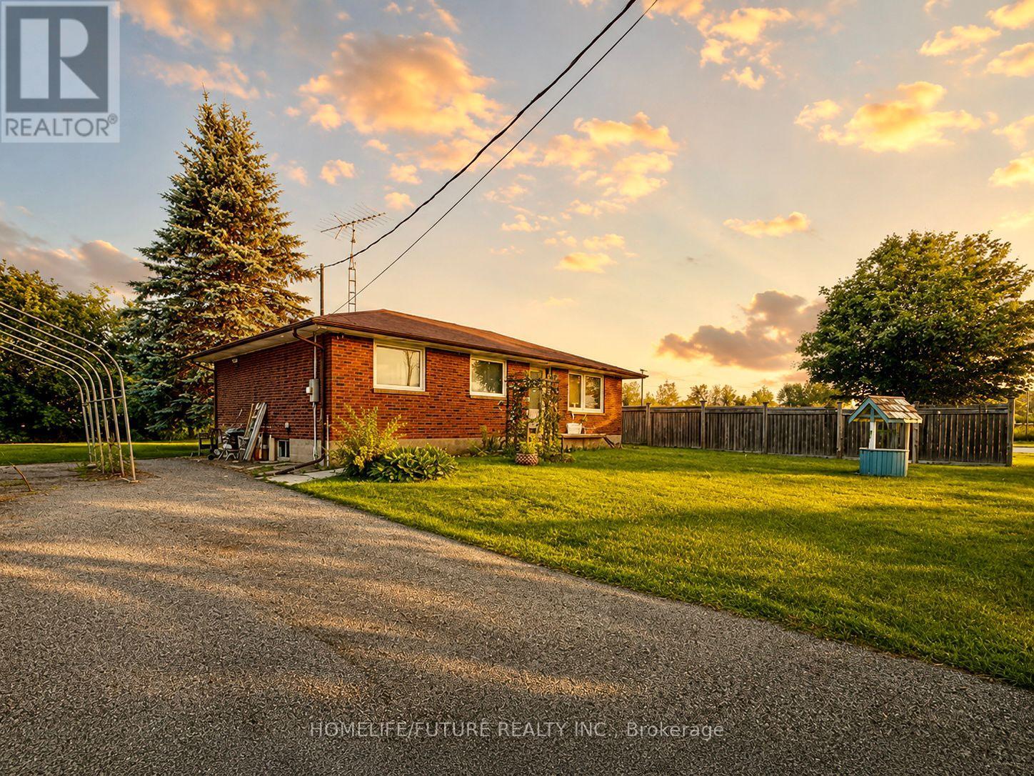 1464 THORNTON ROAD, Oshawa, Ontario