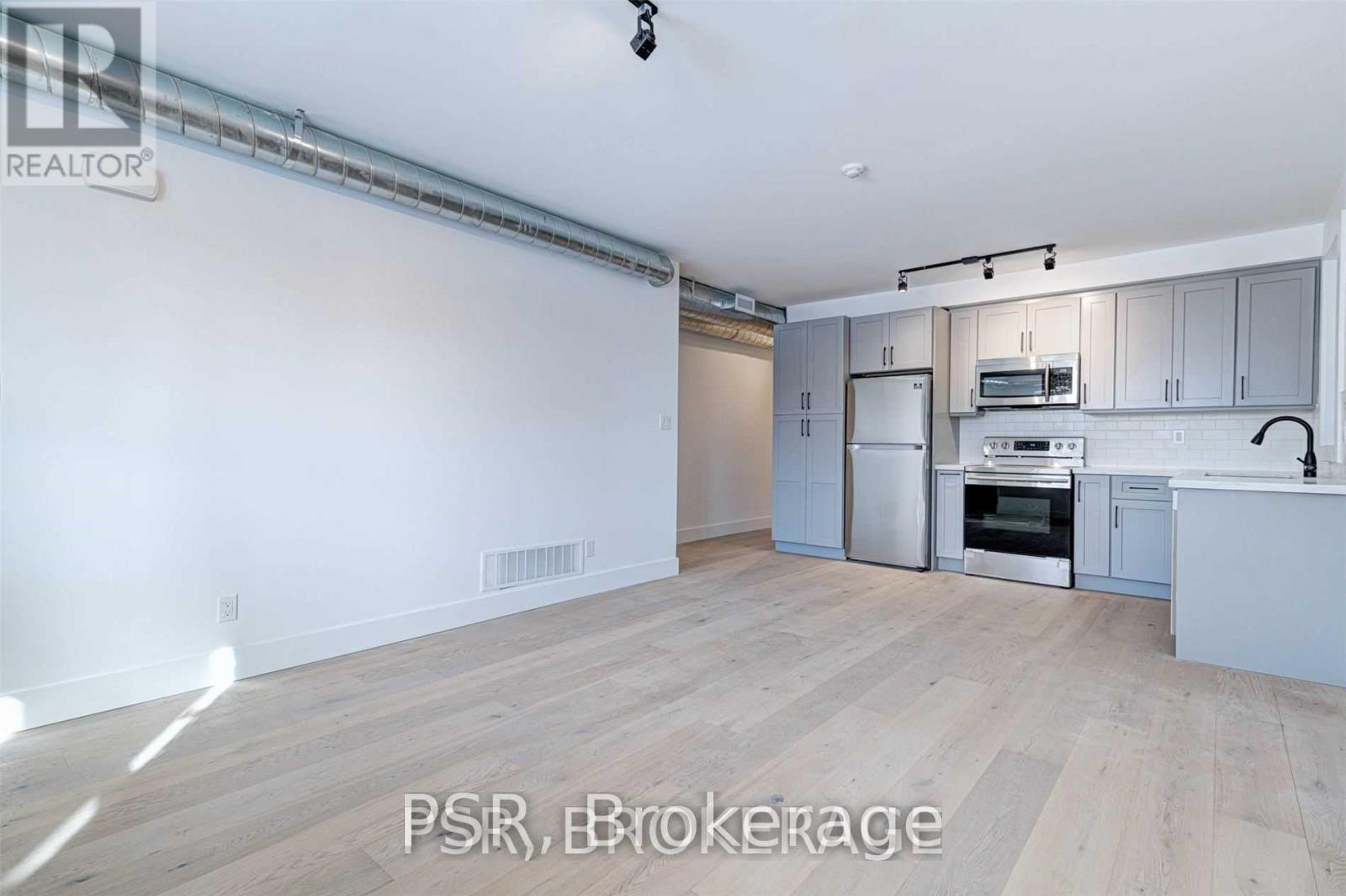 Main - 87 Hammersmith Avenue, Toronto, Ontario M4E 2W3 - Photo 3 - E13747524