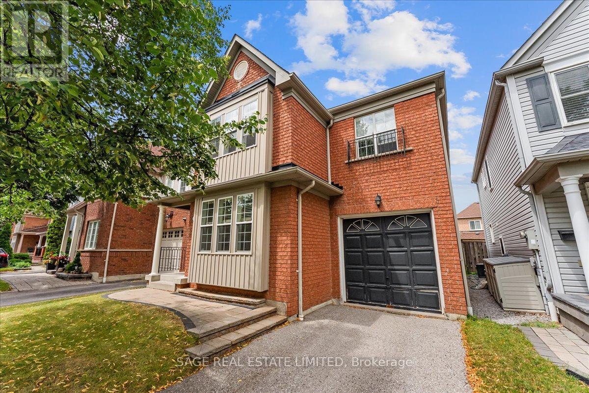 34 Mcsweeney Crescent, Ajax (Northwest Ajax), Ontario  L1T 4C7 - Photo 2 - E13747534