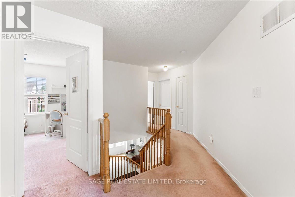34 Mcsweeney Crescent, Ajax (Northwest Ajax), Ontario  L1T 4C7 - Photo 20 - E13747534