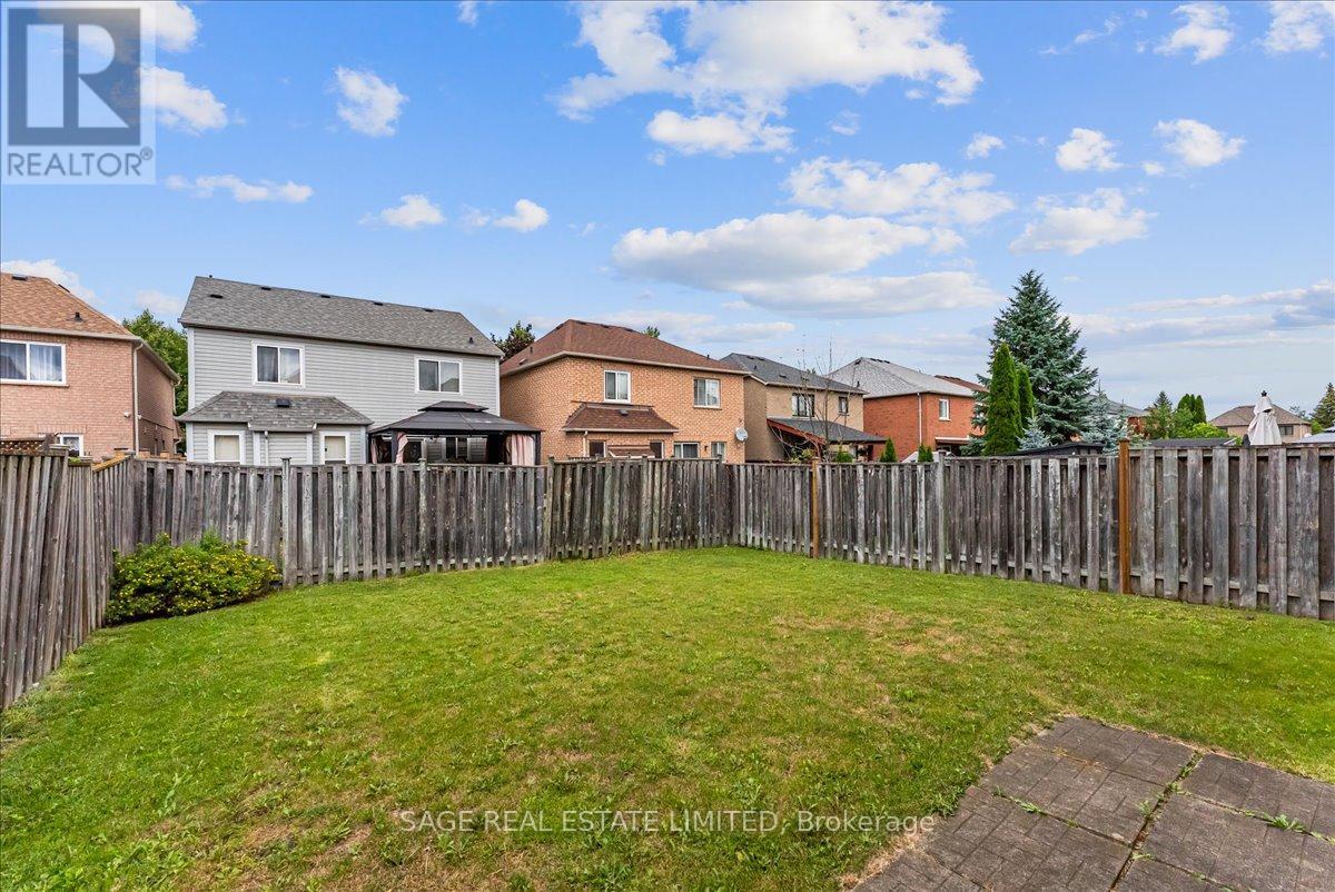 34 Mcsweeney Crescent, Ajax (Northwest Ajax), Ontario  L1T 4C7 - Photo 35 - E13747534