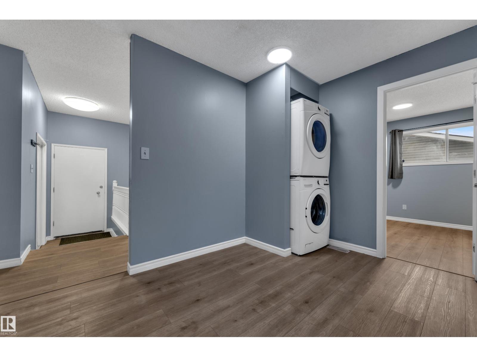 3111 67 St NW, Edmonton, Alberta  T6K 1M1 - Photo 12 - E4507207