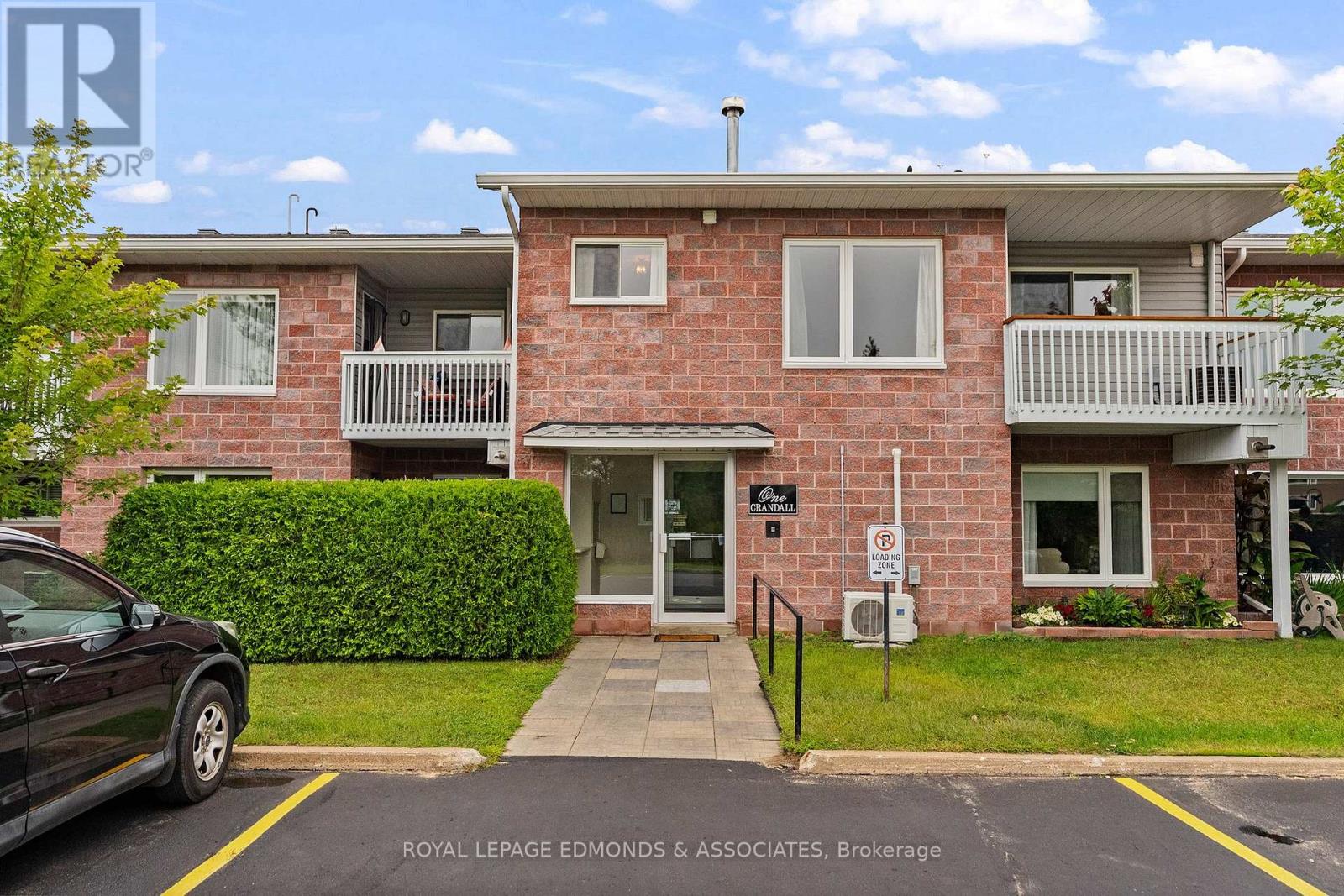 212 - 1 Crandall Street, Pembroke, Ontario K8A 8M6 - Photo 2 - X13747498